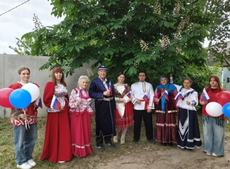 Приняли участие в областном фото-флешмобе "Народы России: вместе"