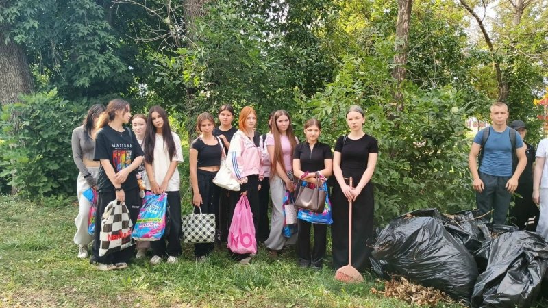 Участие в экологической акции "Сделай городу чисто!"